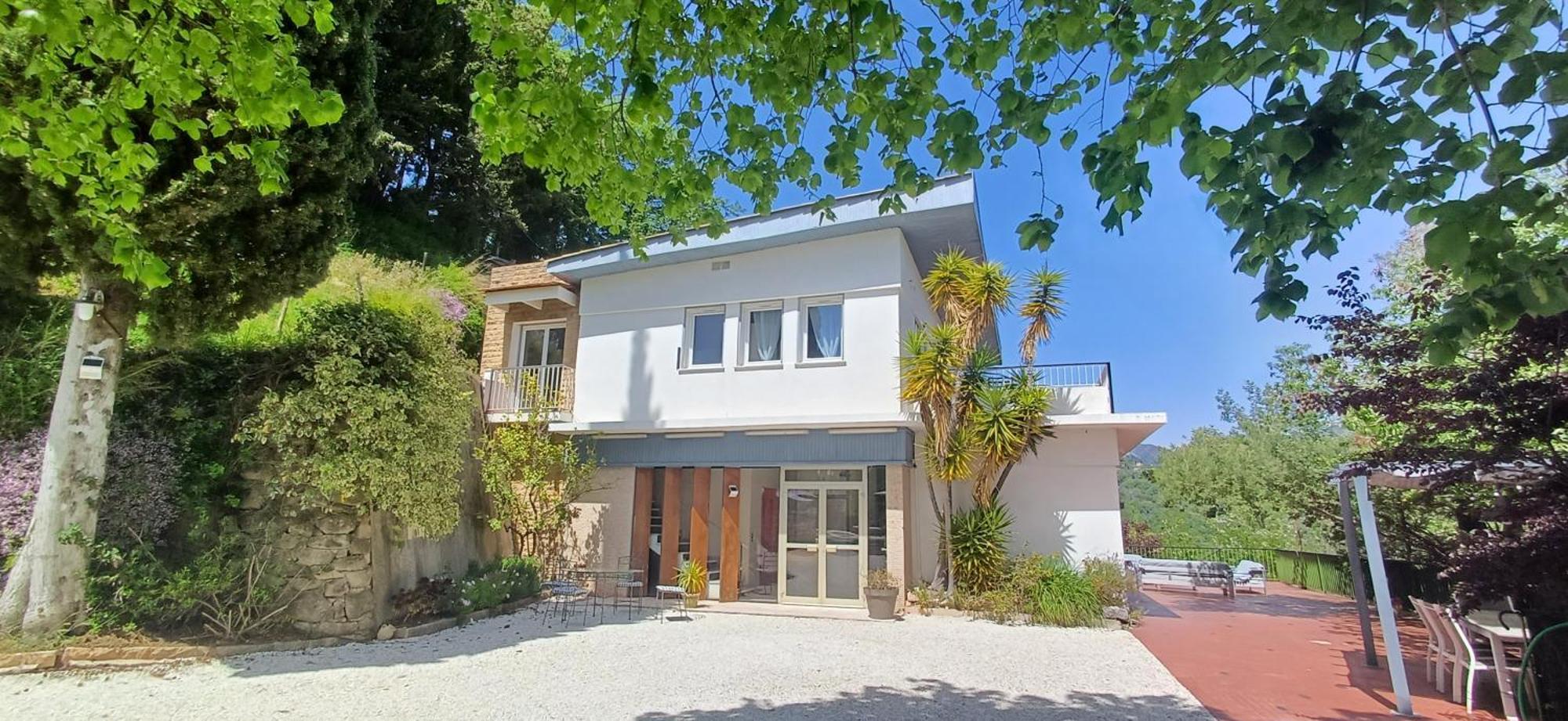 Le Domaine De La Feuilleraie Bed & Breakfast Coaraze ภายนอก รูปภาพ
